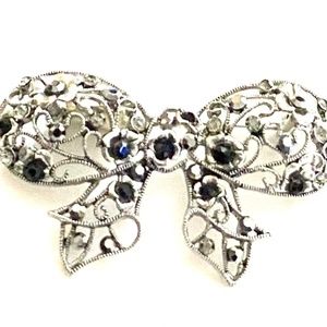 Vintage Style Bow Brooch